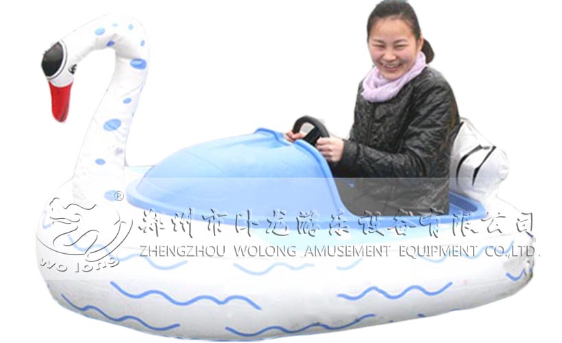 碰碰船充气电瓶车儿童游乐设备水上漂浮物电瓶车趣味游乐设备
